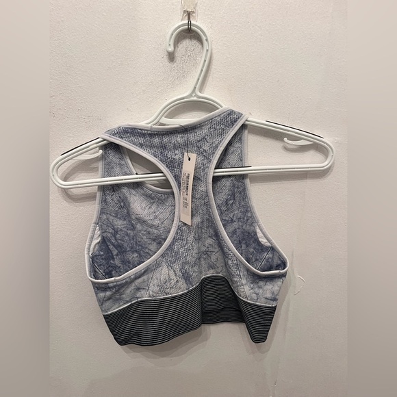 Lululemon x Soulcycle Ebb to Train Sports Bra Blue/Black Size 10 NWT - Picture 3 of 5